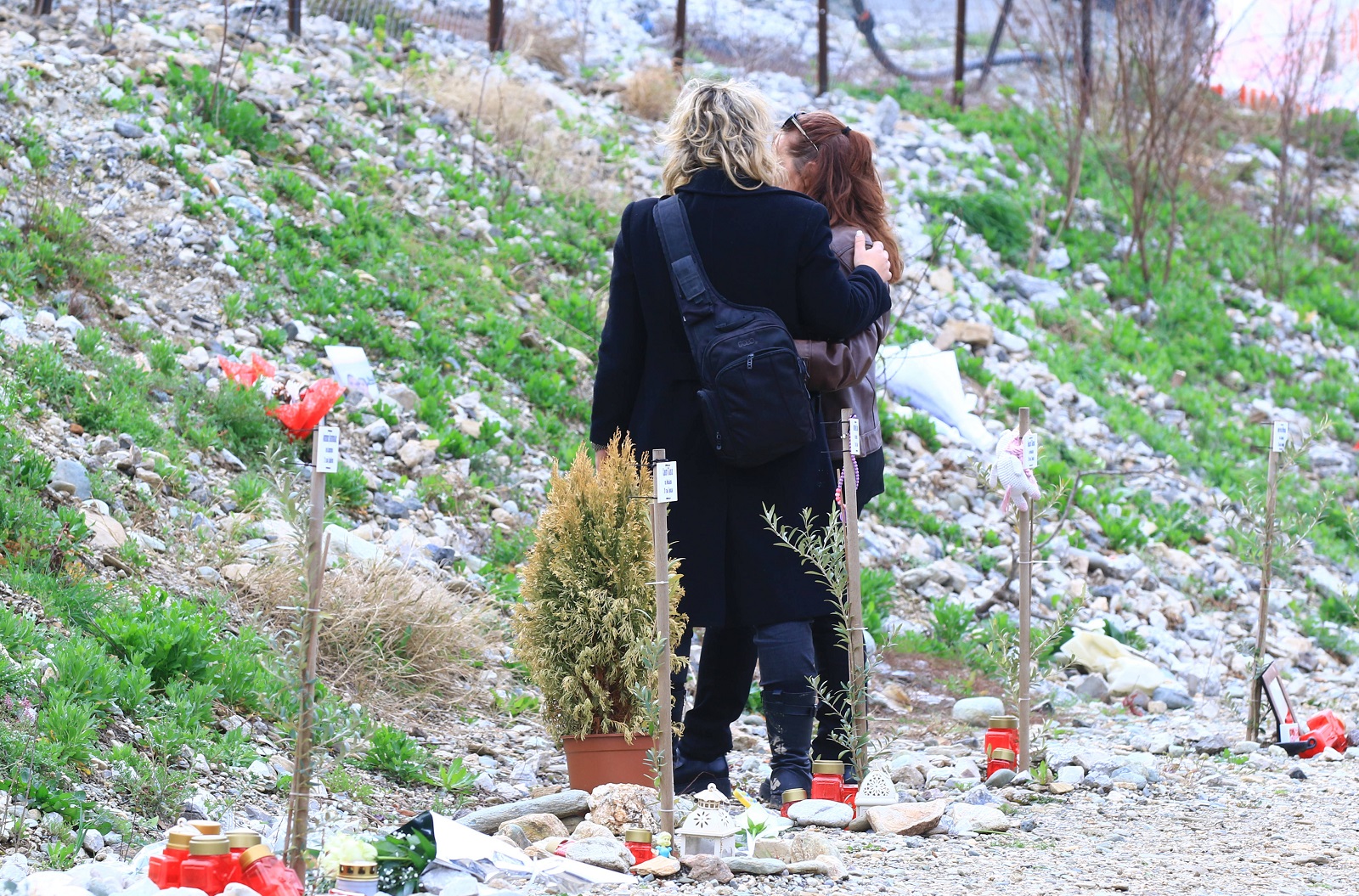 Ετήσιο μνημόσυνο για τα θύματα του δυστυχήματος των Τεμπών