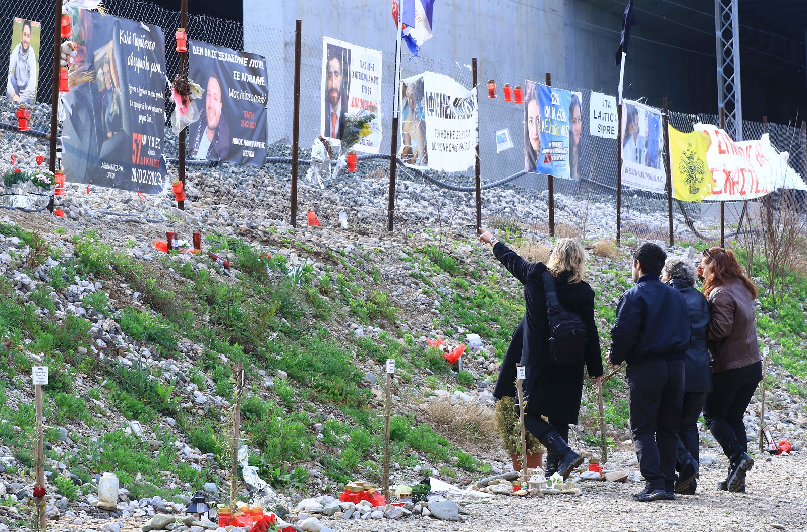 Ετήσιο μνημόσυνο για τα θύματα του δυστυχήματος των Τεμπών