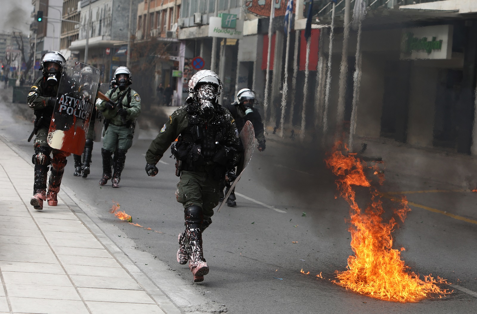 Επεισόδια στην πορεία για τα Τέμπη στη Θεσσαλονίκη