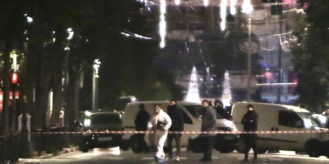 Έκρηξη βόμβας κοντά στο υπουργείο Εργασίας: Η “Επαναστατική Ταξική Αυτοάμυνα” και τα 2 τηλεφωνήματα