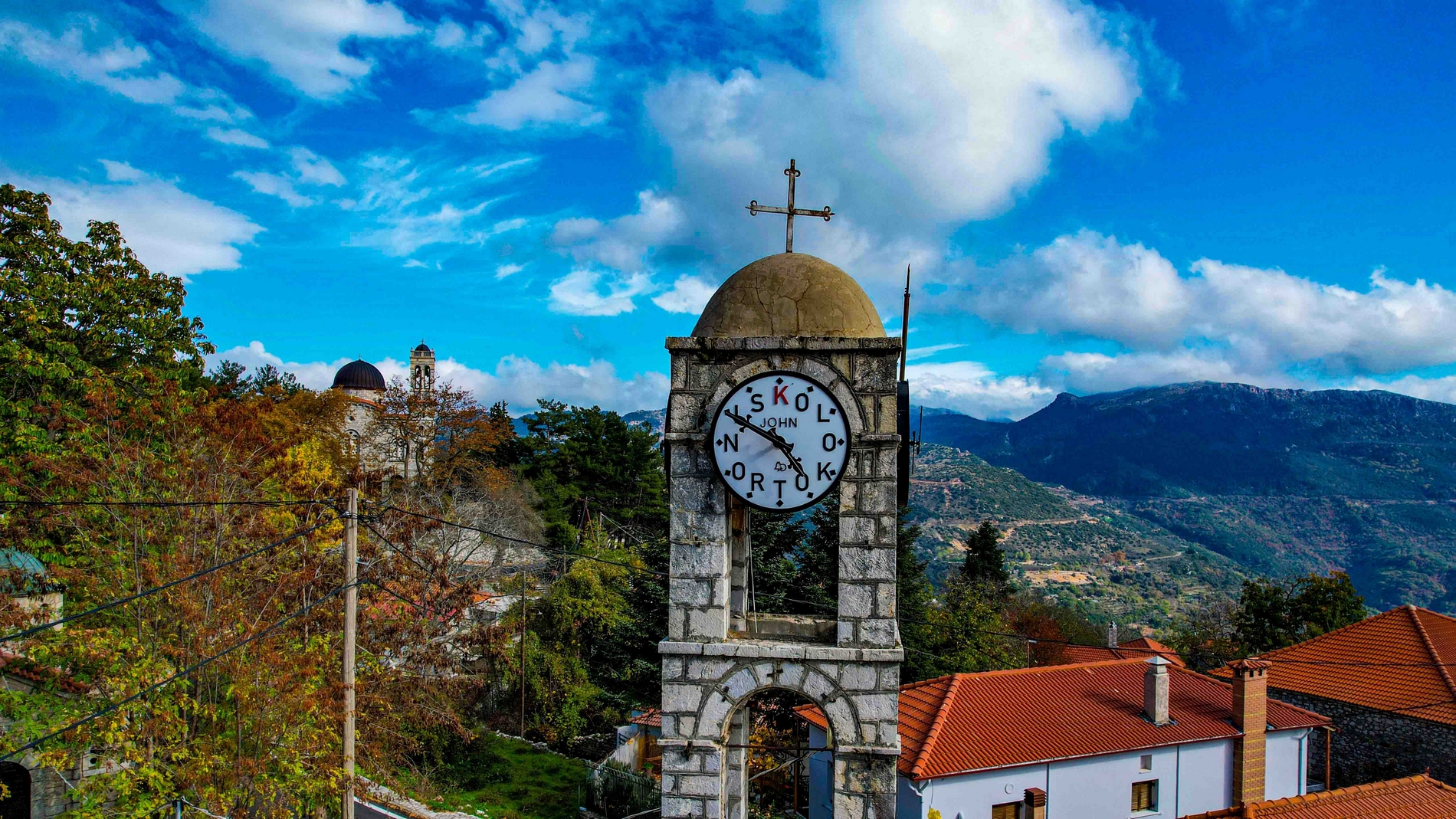 Το καμπαναριό στη Ζάτουνα