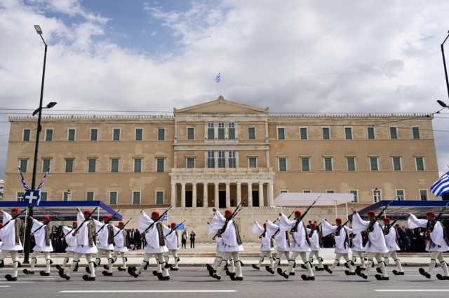 Στρατιωτική παρέλαση 25ης Μαρτίου