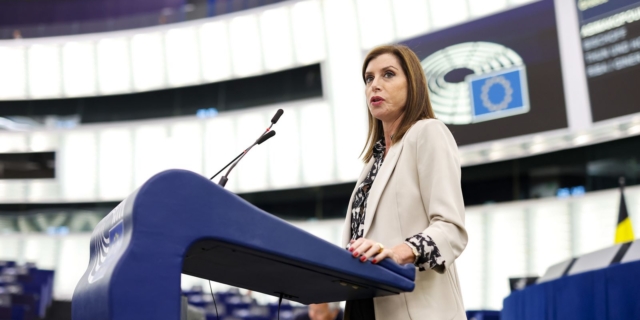 Αννα Μισέλ Ασημακοπούλου: Έκθετη στο θέμα των προσωπικών δεδομένων – Ποιες απαντήσεις οφείλει