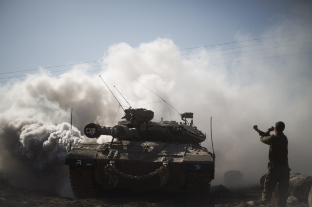 Ισραηλινές δυνάμεις κοντά στα σύνορα με τη Συρία