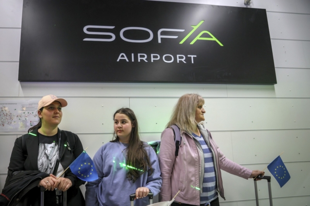Επιβάτες στο αεροδρόμιο της Σόφιας