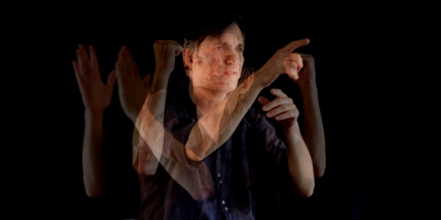 Ο Φώτης Σιώτας κατεβαίνει στη Στάση Άλσος