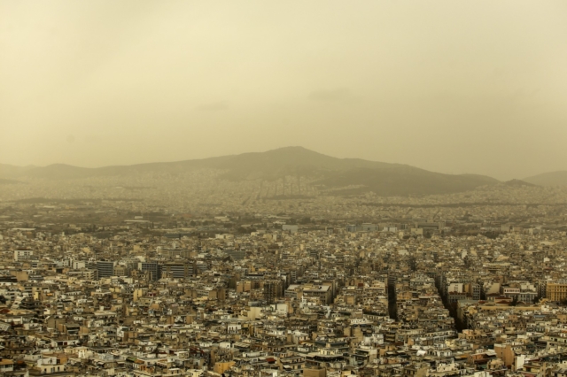 Αφρικανική σκόνη στην Αττική (φωτογραφία αρχείου)