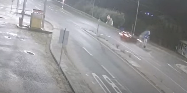 Σοβαρό τροχαίο στην Αμφιλοχία: Επιβάτης εκτοξεύτηκε από το παράθυρο