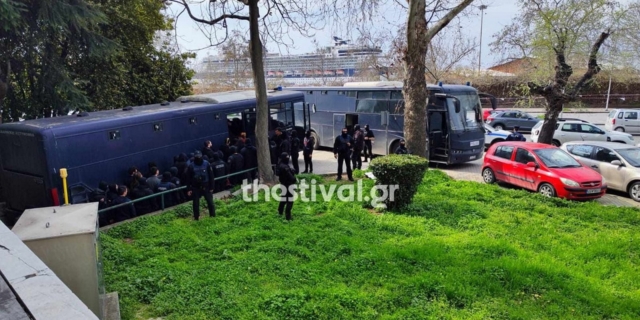 Θεσσαλονίκη: Στο Αυτόφωρο σήμερα οι 49 συλληφθέντες από την επιχείρηση της ΕΛΑΣ στο ΑΠΘ