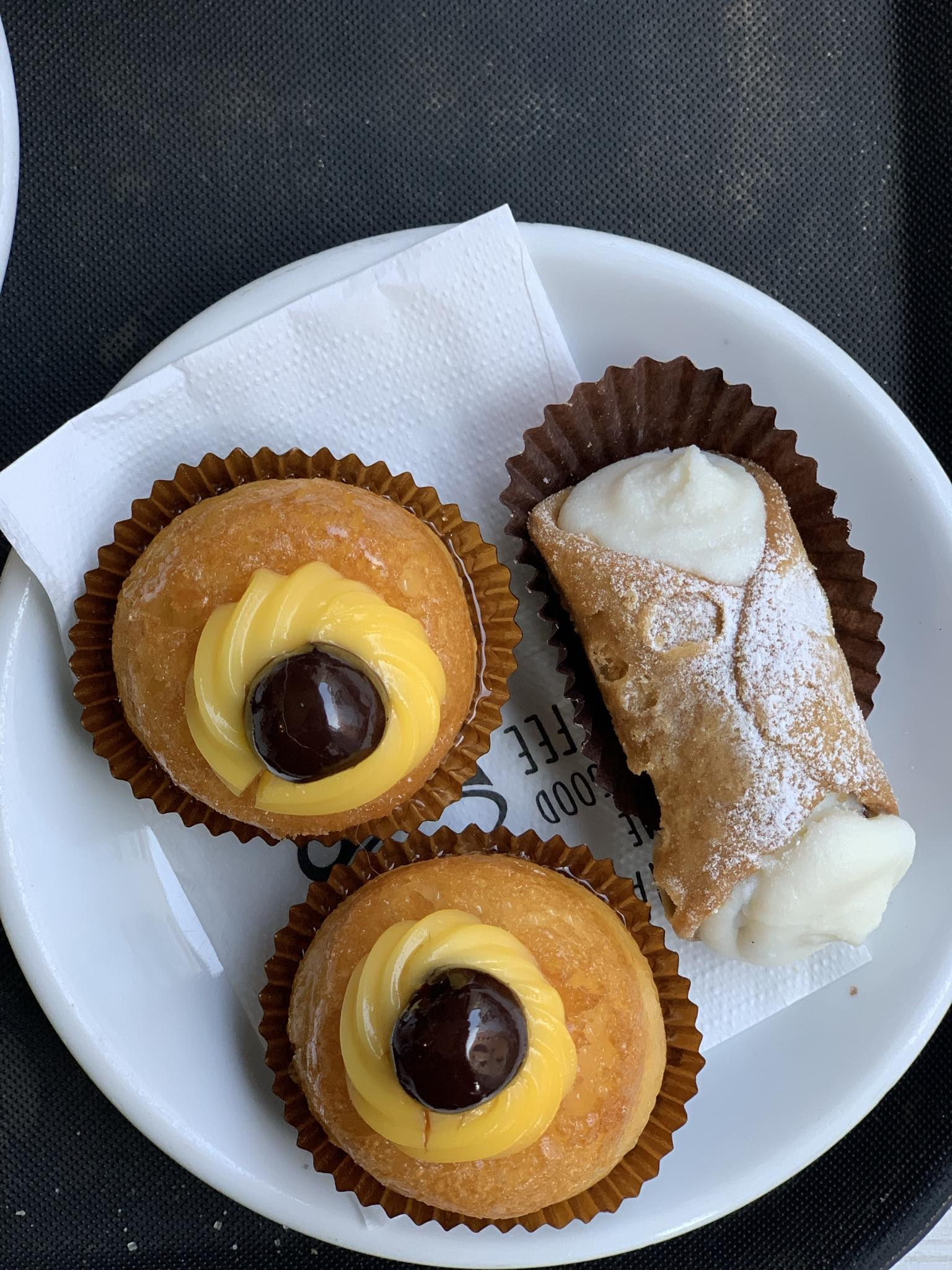 Λαχταριστά γλυκά στη Μπολόνια