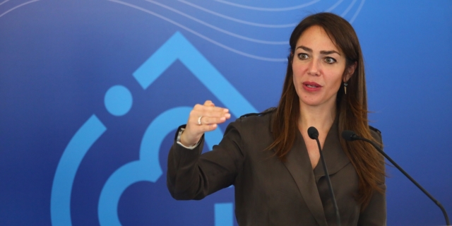 Συνέντευξη τύπου από το υπουργείο Εργασίας με αφορμή την αύξηση του κατώτατου μισθού