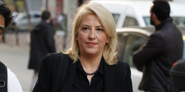 Ρένα Δούρου