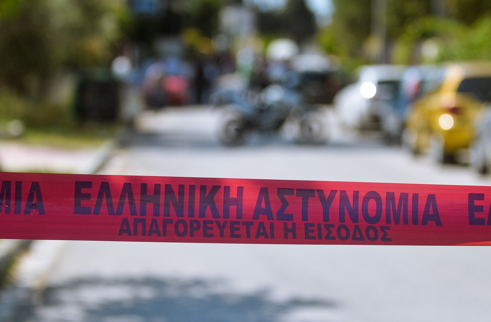 Χαλάνδρι: IX έπεσε σε στάση λεωφορείου – 3 τραυματίες, ο οδηγός αυτοτραυματίστηκε