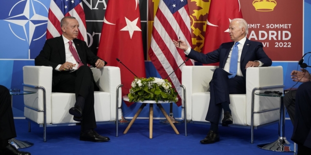 Ο Ρετζέπ Ταγίπ Ερντογάν και ο Τζο Μπάιντεν