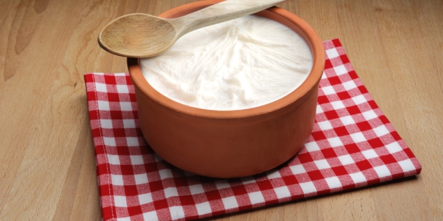 Γιαούρτι με πέτσα
