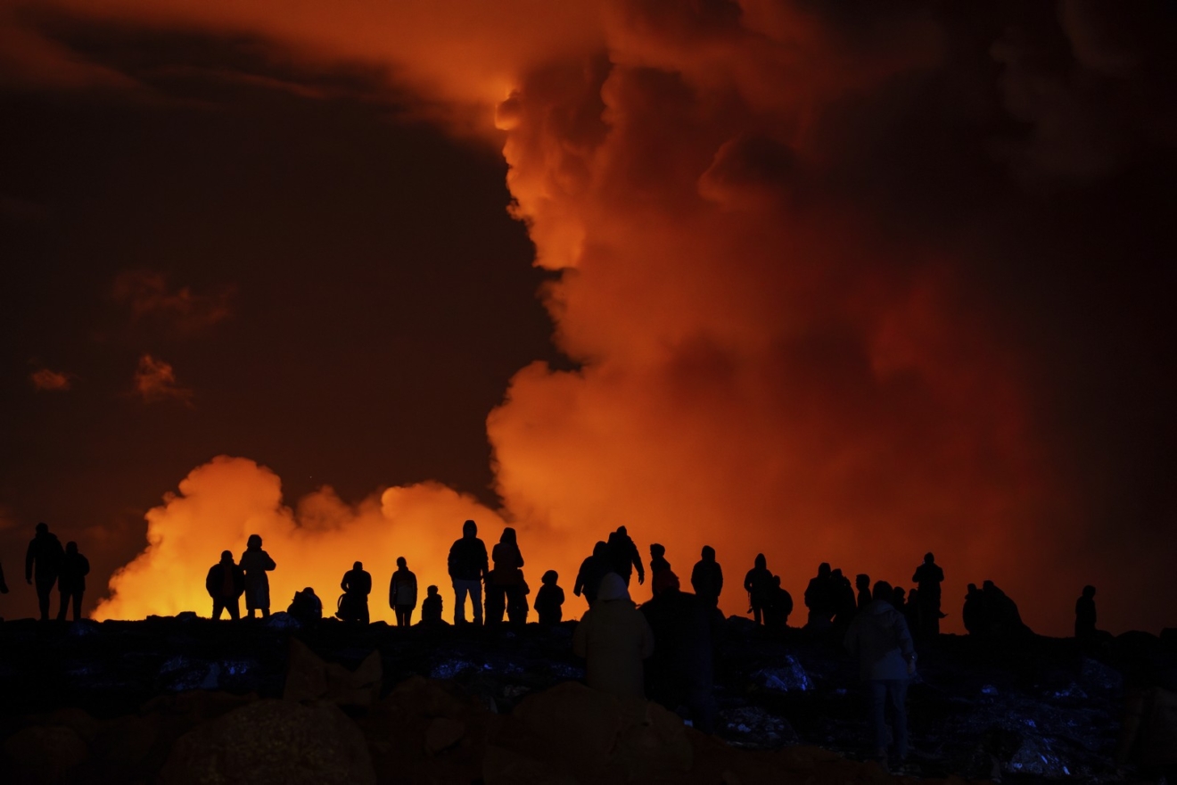 Έκρηξη του ηφαιστείου της χερσονήσου Ρέικιανες της Ισλανδίας