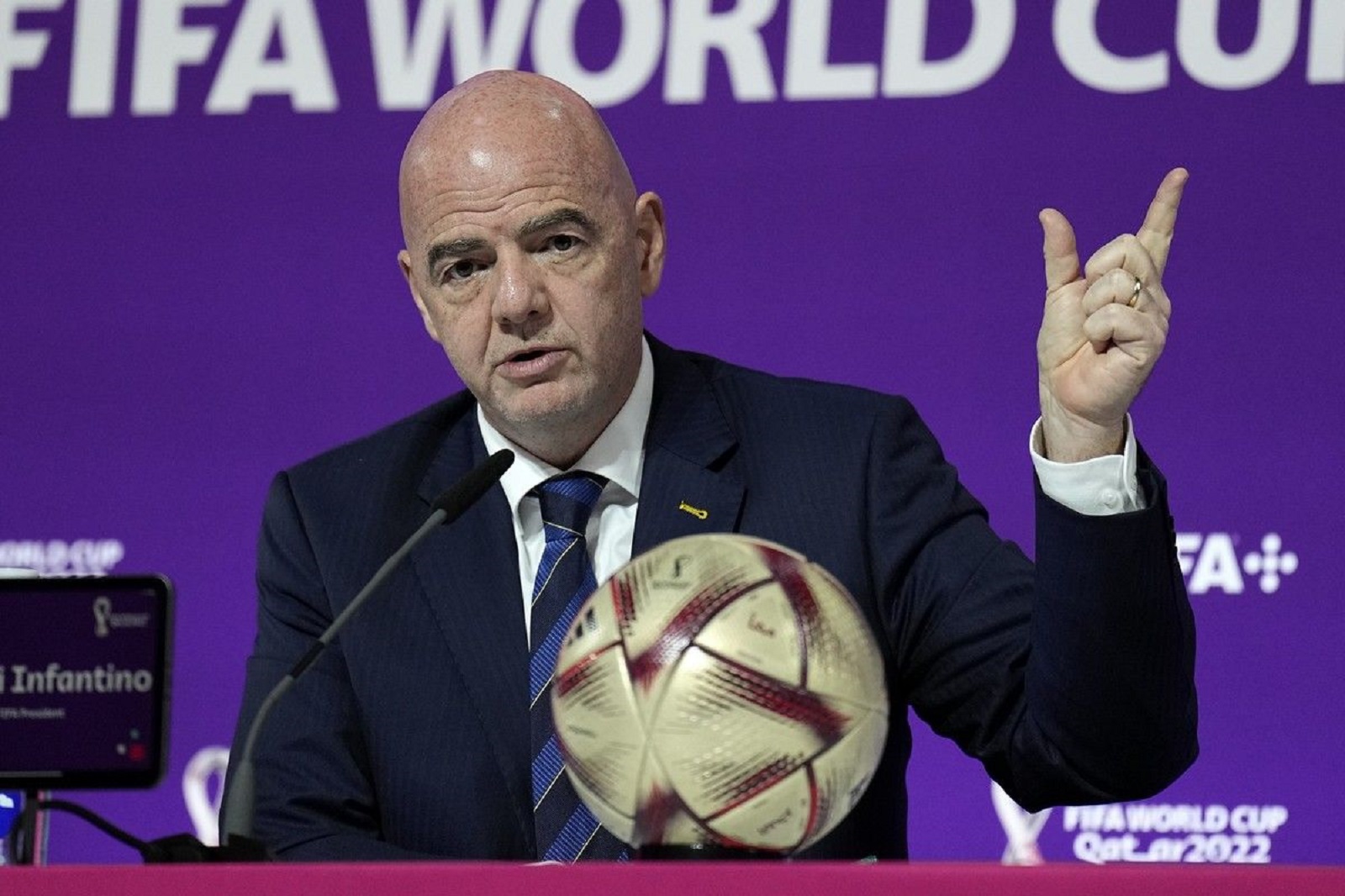 Ανταρσία κατά Ινφαντίνο στη FIFA: Οργανώσεις συμμαχούν για να τον “γκρεμίσουν”