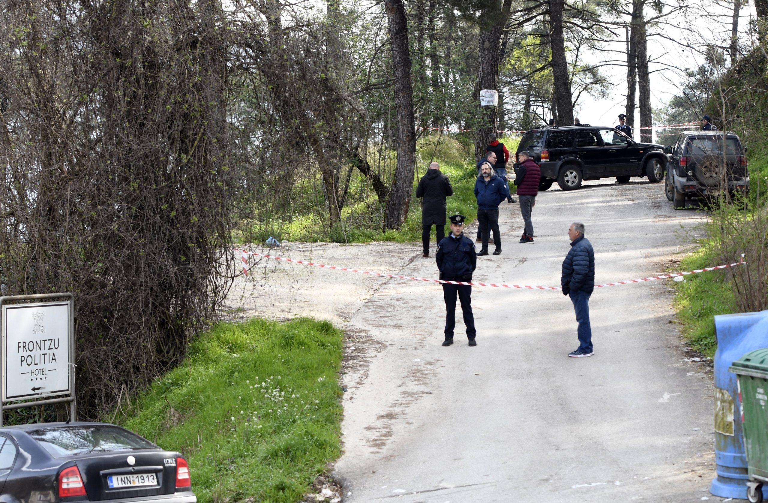 Συναγερμός έχει σημάνει στις αρχές στα Ιωάννινα μετά τον εντοπισμό της σορού ενός άνδρα σε δασύλλιο, στον λόφο Φρόντζου