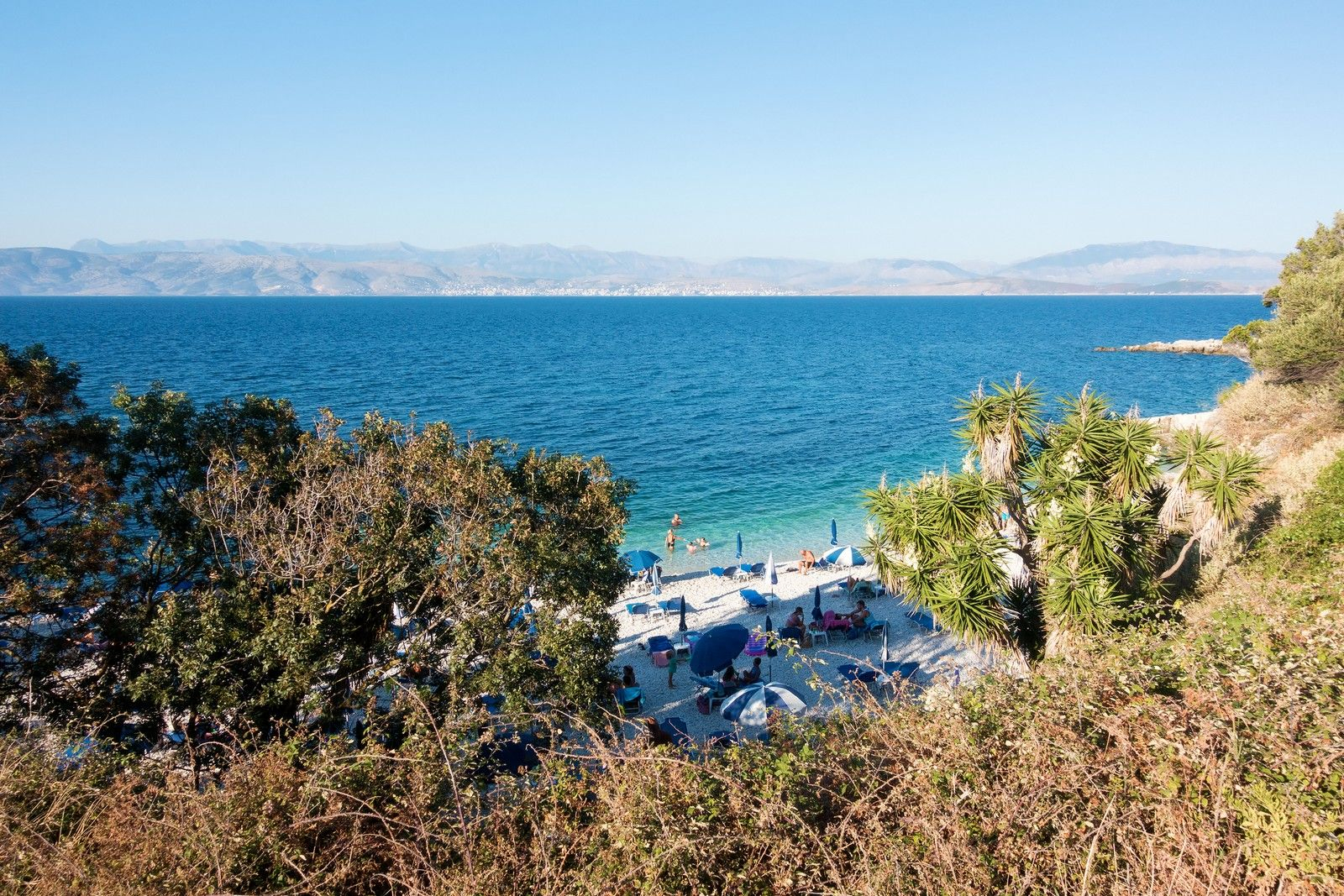 Παραλία στην Κασσιόπη Κέρκυρας