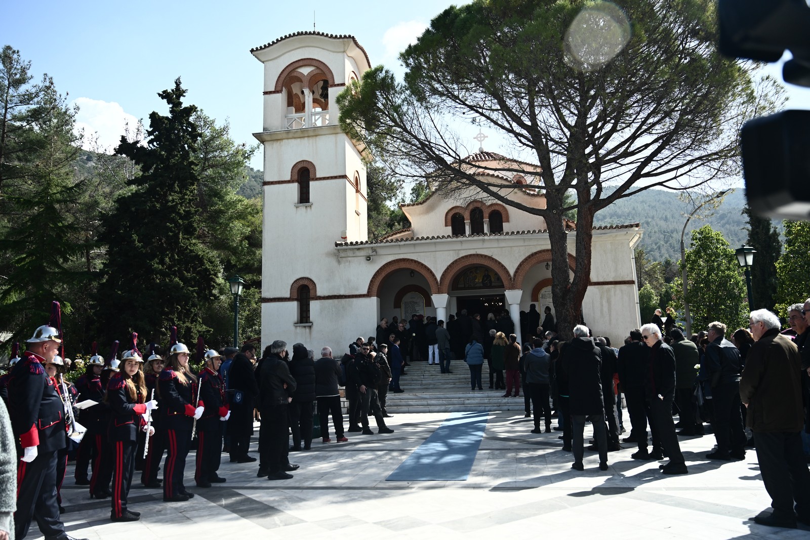 Από την κηδεία του Ηλία Λογοθέτη