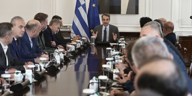 Συνάντηση Μητσοτάκη – αγροτών: Το masterplan για τη Θεσσαλία