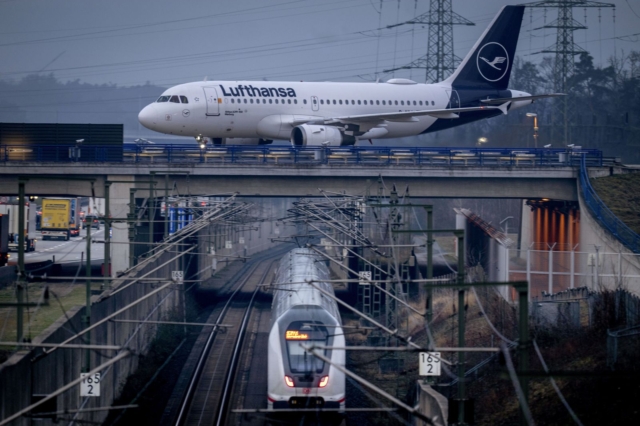 Γερμανία: Νέες απεργίες στους σιδηροδρόμους και στην Lufthansa