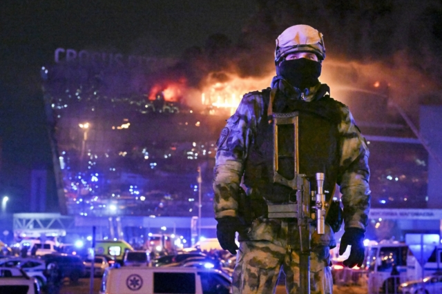 Μακελειό στη Μόσχα με δεκάδες νεκρούς