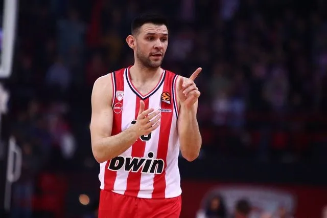 Ολυμπιακός – ΑΕΚ: Πού θα δείτε το Game 1 των ημιτελικών της Stoiximan GBL