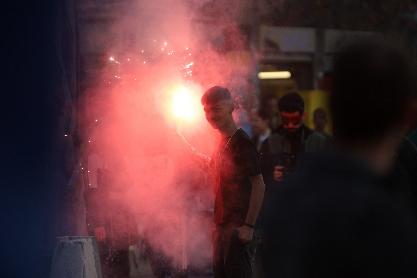 Πατρινό καρναβάλι, Nυχτερινή παρέλαση