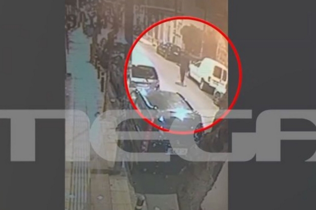 Πετράλωνα: Νέα βίντεο με τους δράστες να βάζουν τη βόμβα σε τράπεζα
