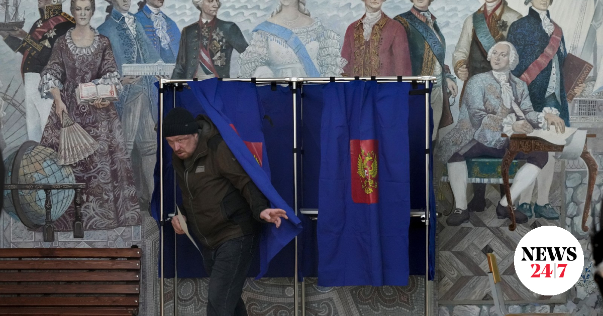Opinion polls show Putin winning by 87%