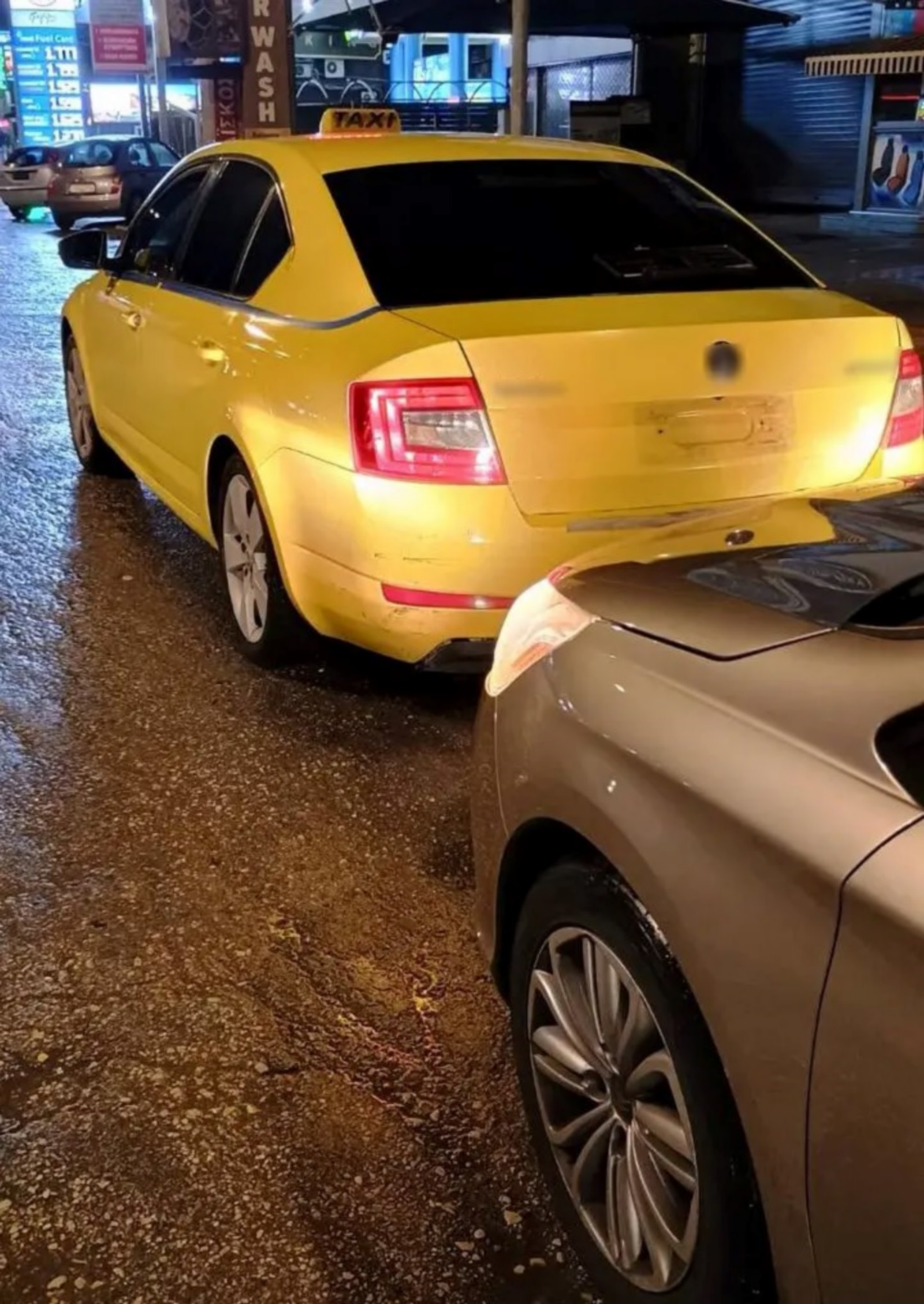 Έλεγχοι της Τροχαίας για παραβάσεις σε επαγγελματίες οδηγούς ταξί