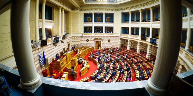 Σήμερα η τελευταία ημέρα της συζήτησης για την πρόταση δυσπιστίας που κατατέθηκε στην Βουλή