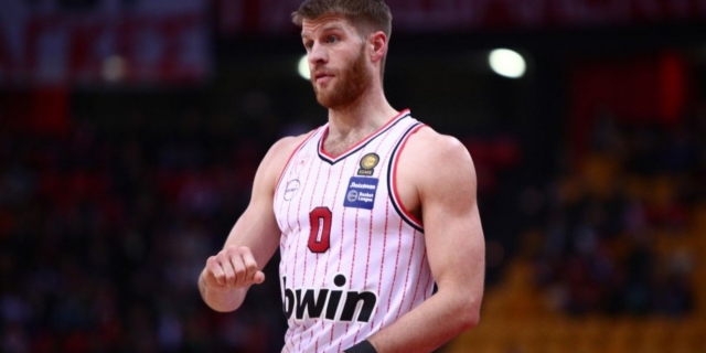 Ολυμπιακός: Ο Τόμας Γουόκαπ είναι εξαιρετικά αμφίβολος για το ματς με τη Βίρτους