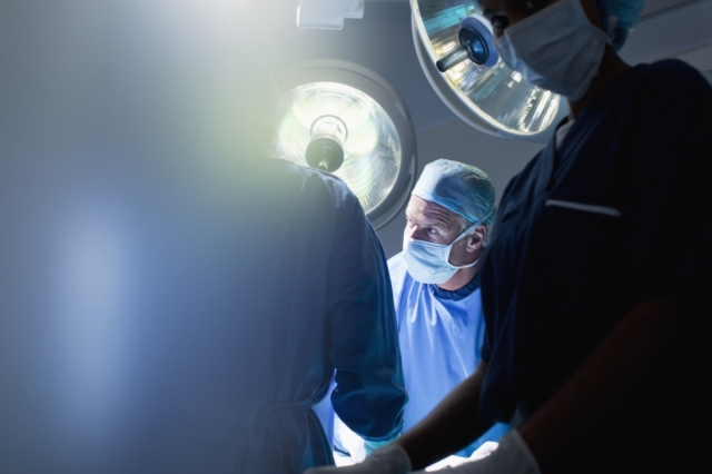 Ασθενείς που έκαναν τα πρώτα απογευματινά χειρουργεία δεν ήταν στη λίστα αναμονής