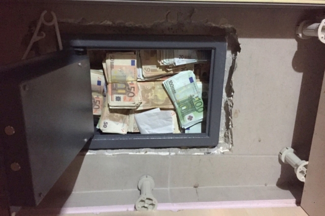 Διάρρηξη σε σπίτι στο Π.Φάληρο – Οι δράστες “σήκωσαν” το χρηματοκιβώτιο