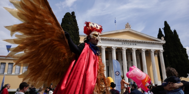 Καρναβαλικές εκδηλώσεις του Δήμου Αθηναίων στον προαύλιο χώρο του Ζαππείου Μεγάρου