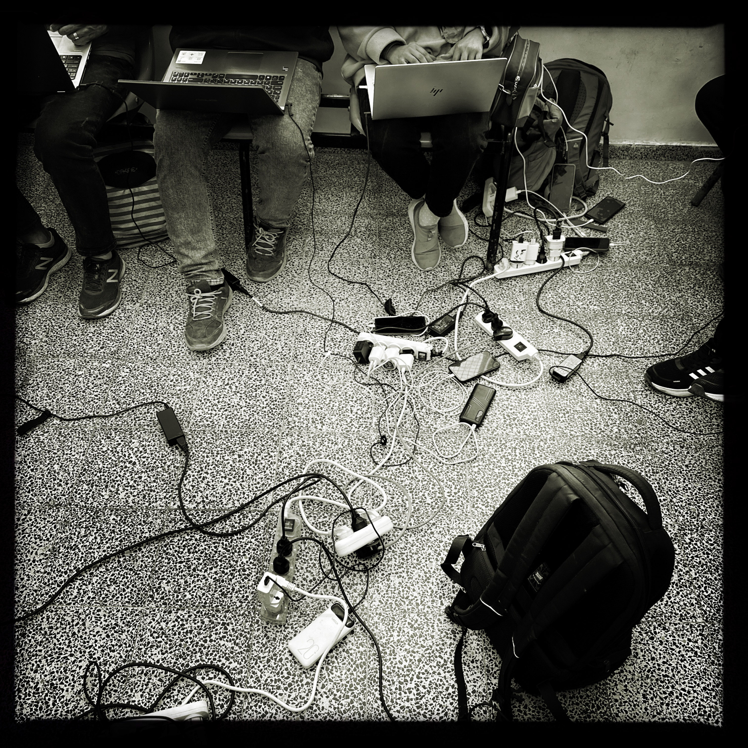 Οι ανθρωπιστικές δυνάμεις στο UNRWA Tal Al Sultan Health Centre