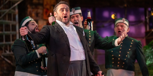 Ο Giulio Mastrototaro στη Σταχτοπούτα