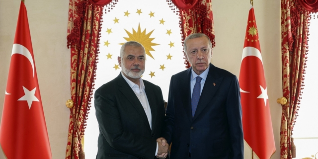 Συνάντηση Ερντογάν με τον πολιτικό ηγέτη της Χαμάς – “Το Ισραήλ θα πληρώσει σίγουρα μια μέρα το τίμημα”