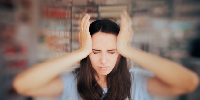 Γυναίκα με κρίση ημικρανίας