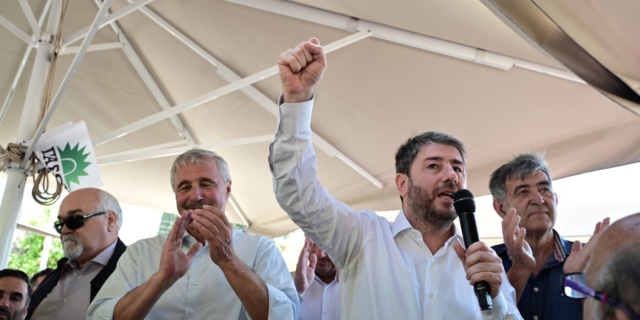 Ο Νίκος Ανδρουλάκης στην Ηλιούπολη