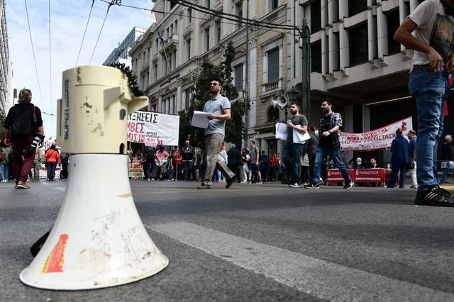 Κάλεσμα ΠΟΕΔΗΝ και ΕΙΝΑΠ για την πανελλαδική απεργία της Πέμπτης