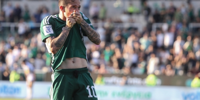 Παναθηναϊκός-Λαμία 3-1: Βραζιλιάνικη μαγεία Μπερνάρ οδήγησε στην ανατροπή το τριφύλλι