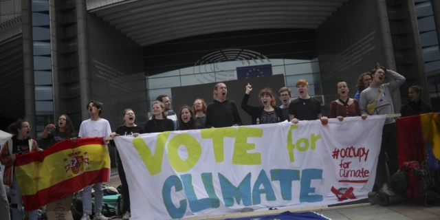 Διαμαρτυρία νέων για το κλίμα στις Βρυξέλλες