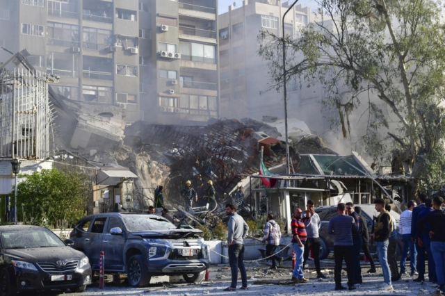 Το προξενείο του Ιράν στη Δαμασκό, μετά την ισραηλινή επίθεση
