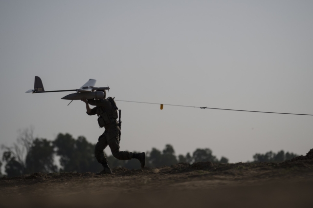 Στρατιωτικό drone