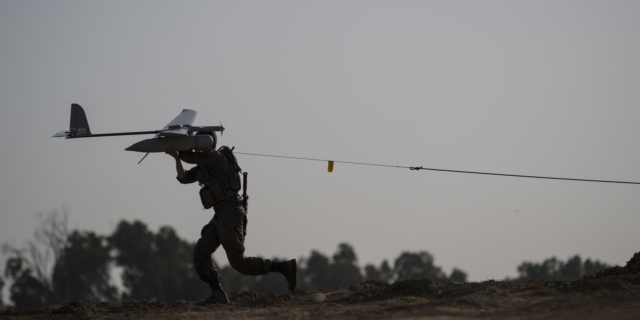 Στρατιωτικό drone