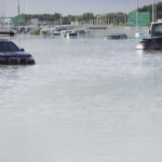 Ντουμπάι: Εικόνες και βίντεο αποτυπώνουν το χάος από τις σφοδρές βροχοπτώσεις - Ένας νεκρός