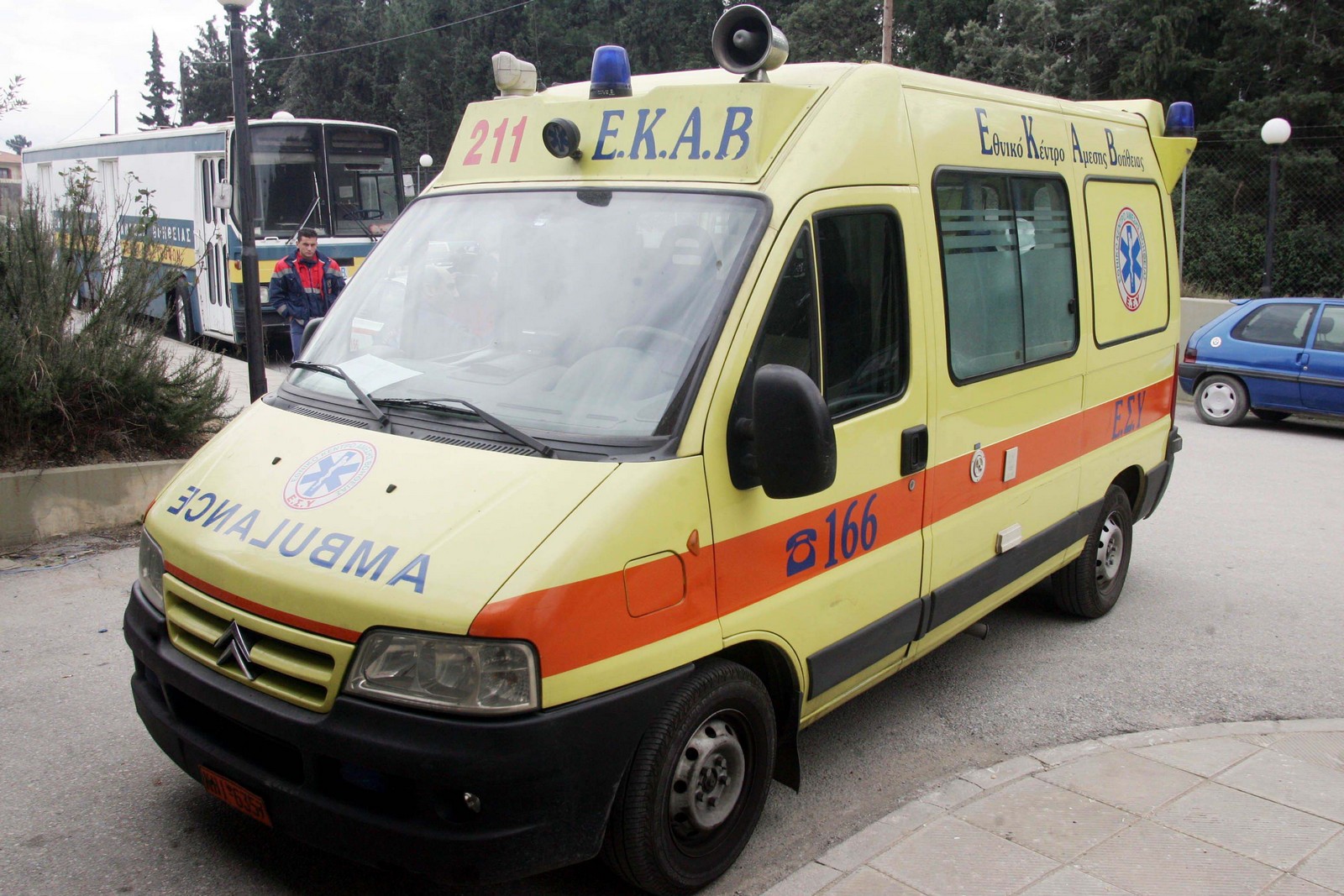 Κιάτο: Βρήκαν στο δρόμο γυναίκα χωρίς το δέρμα του κεφαλιού της